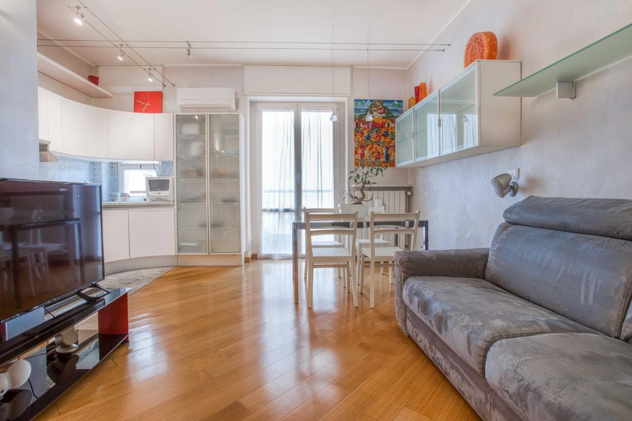 Appartamento Joivy Vibrant Flat With Balcony